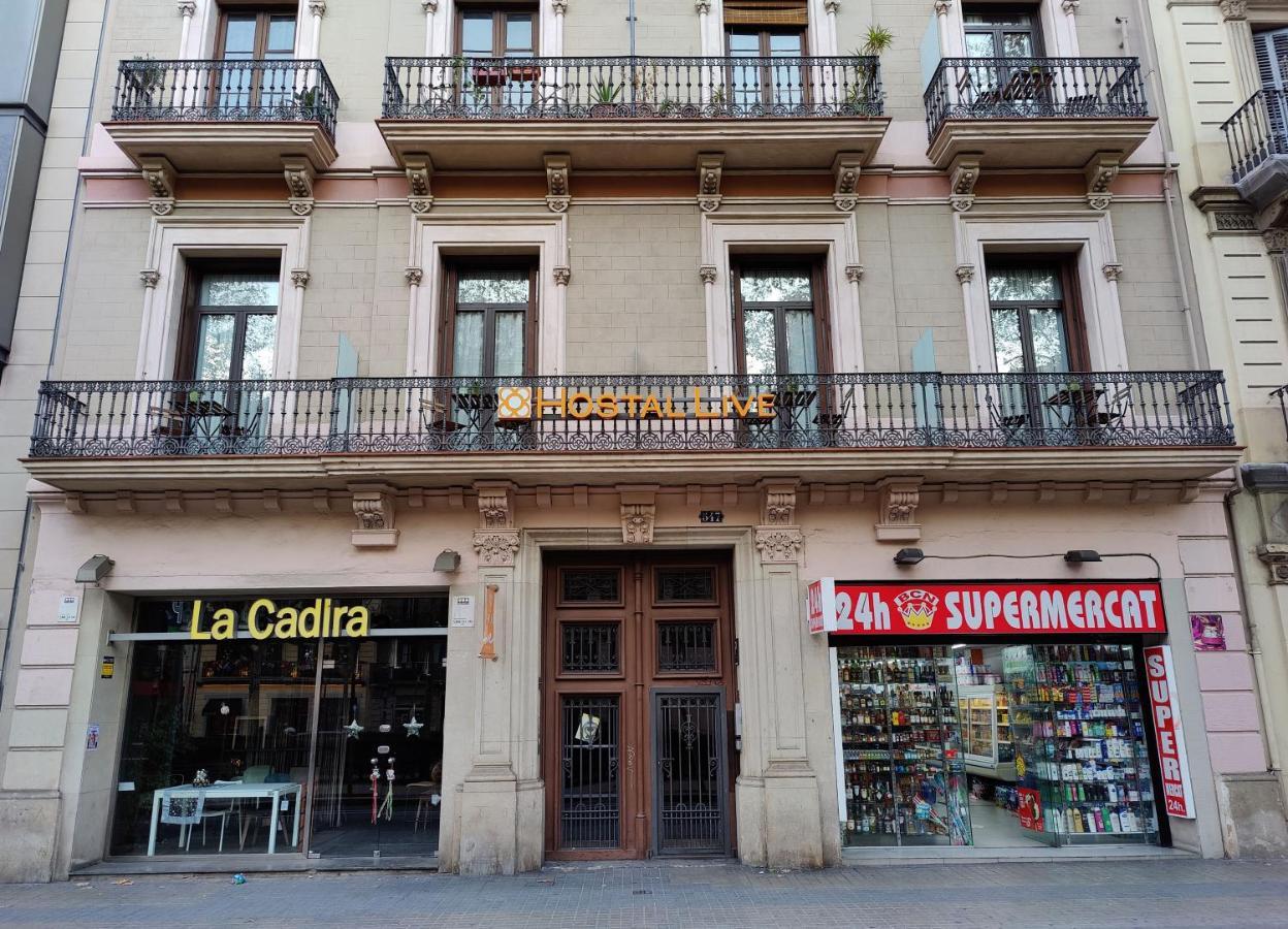 بيت ضيافة هوستال لايف برشلونة المظهر الخارجي الصورة